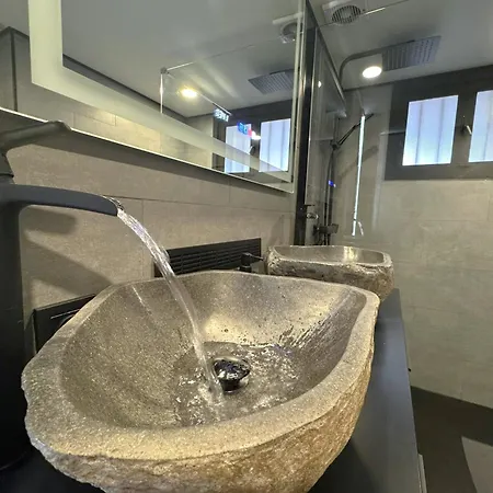 Albatros Luxury Ground Floor